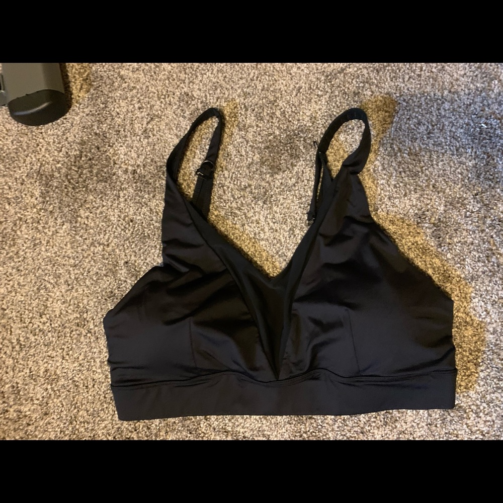 ZYIA black adjustable mesh sports bra size xxxl